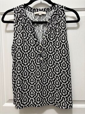 LOFT Black & White Sleeveless Printed Shell Top Small EUC